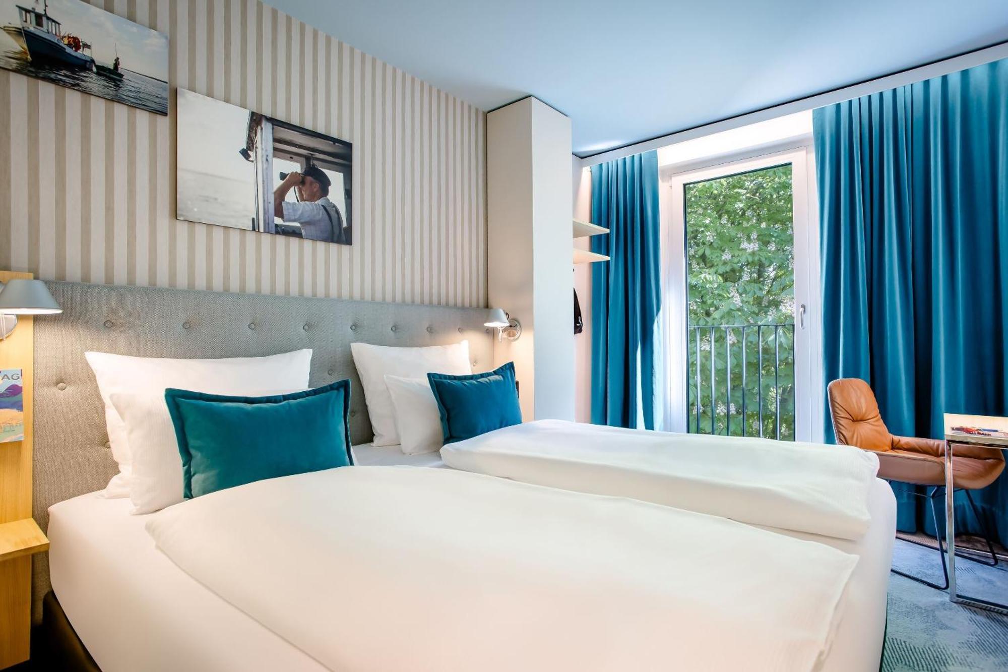 Motel One 로스토크 외부 사진